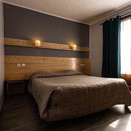 Hotel Le Coq D'Or Лез-Англь Экстерьер фото
